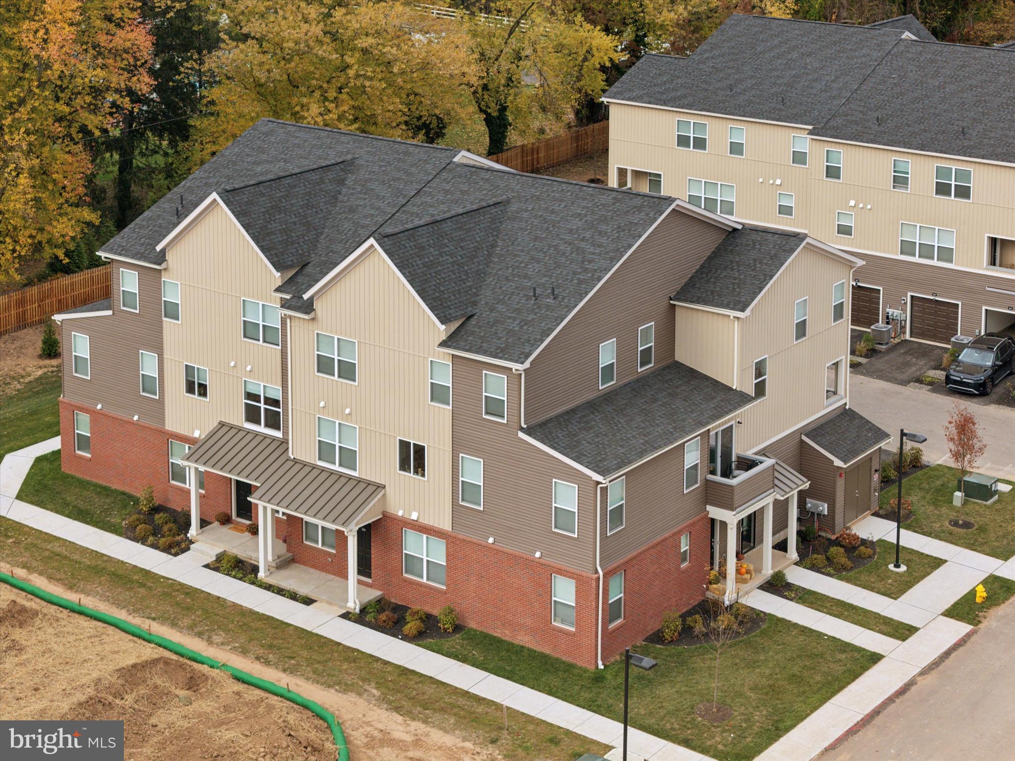 ARBOR PLACE - Residential
