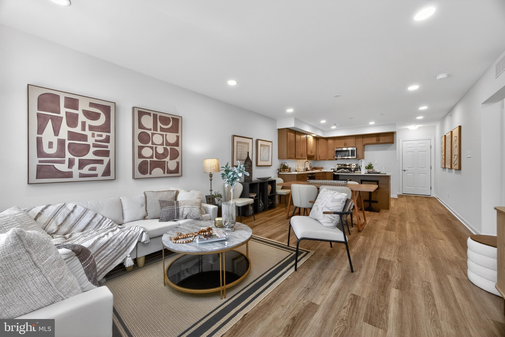 ARBOR PLACE - Residential