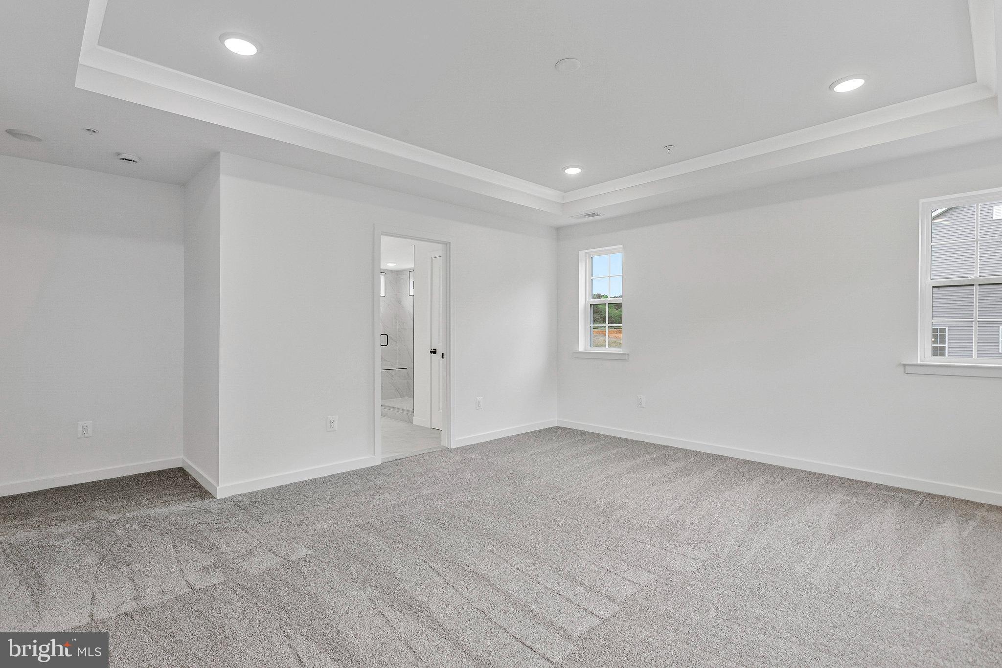 ST JAMES - Residential