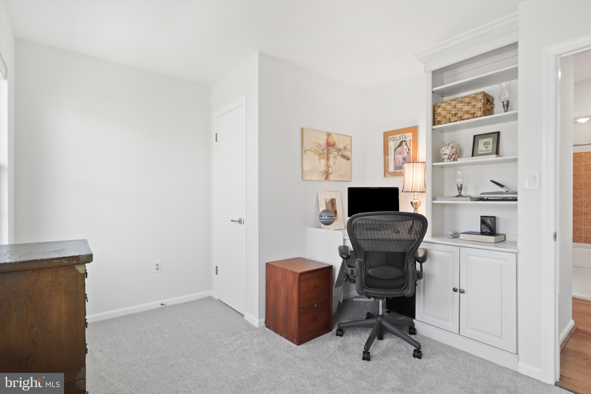 FAIRFAX CLUB ESTATES - Residential