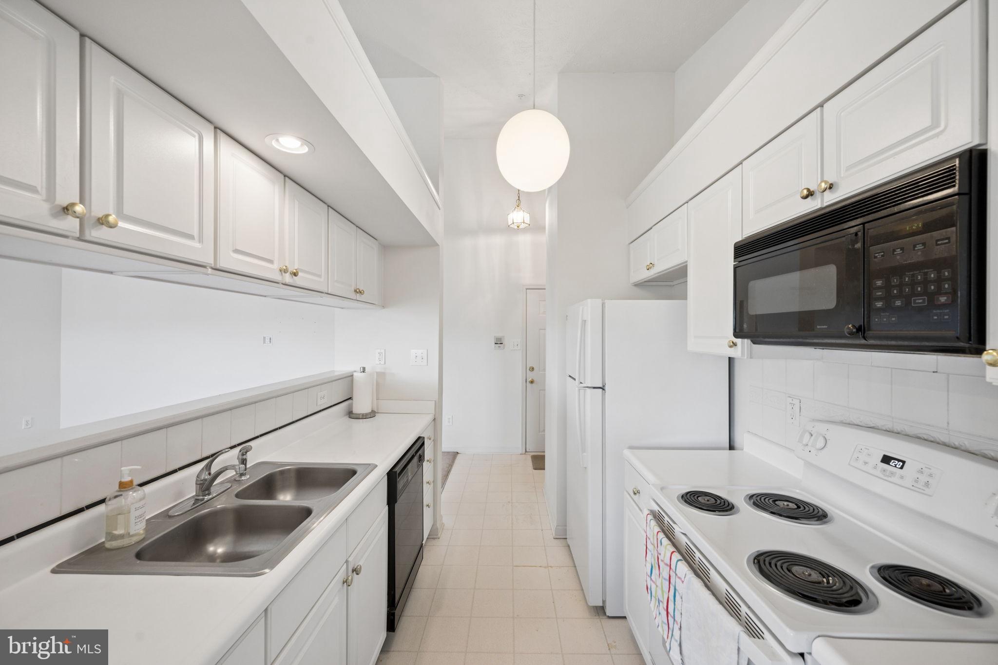 STONEGATE AT PATAPSCO - Residential