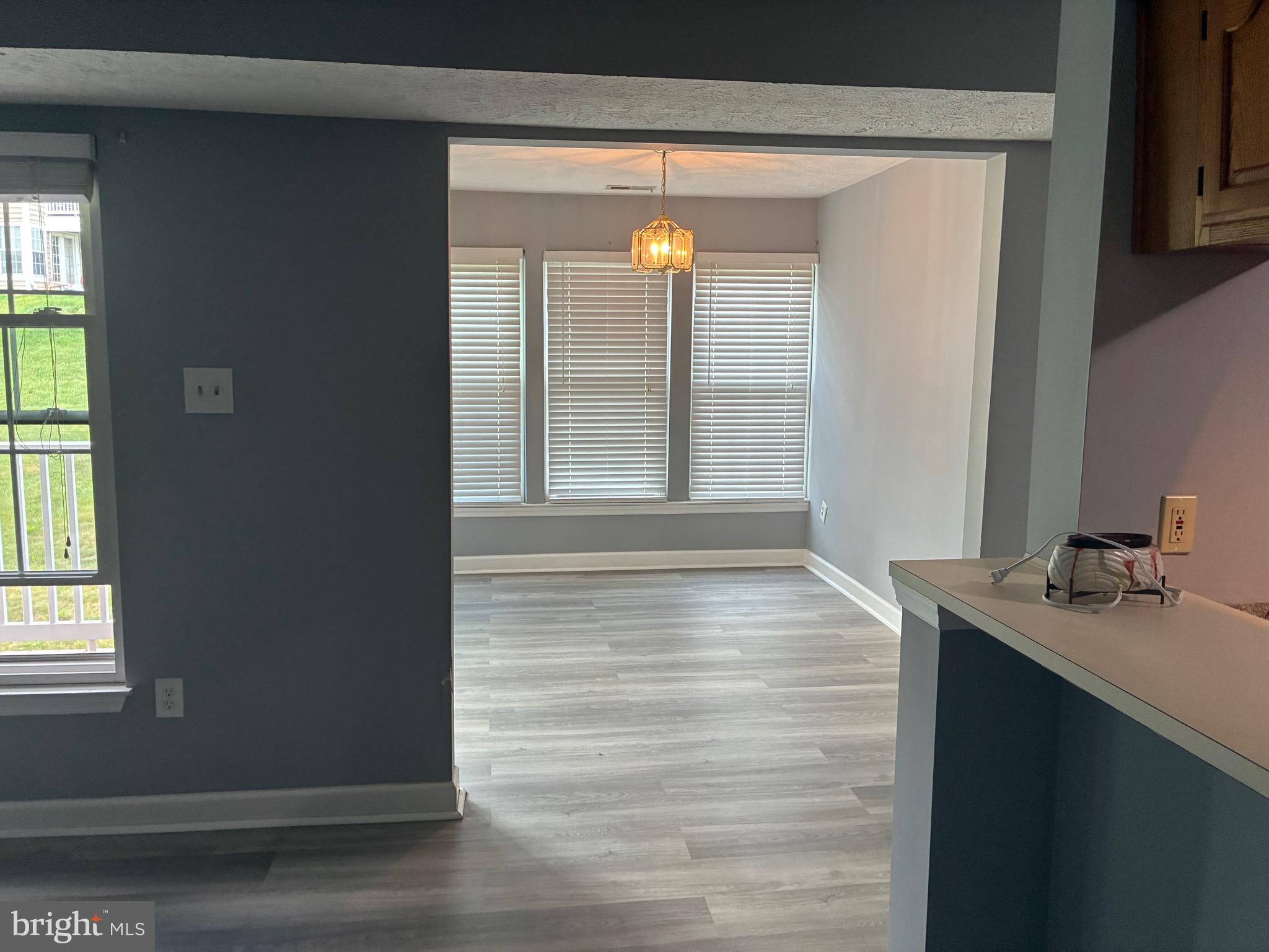 WOODBRIDGE CENTER - Residential
