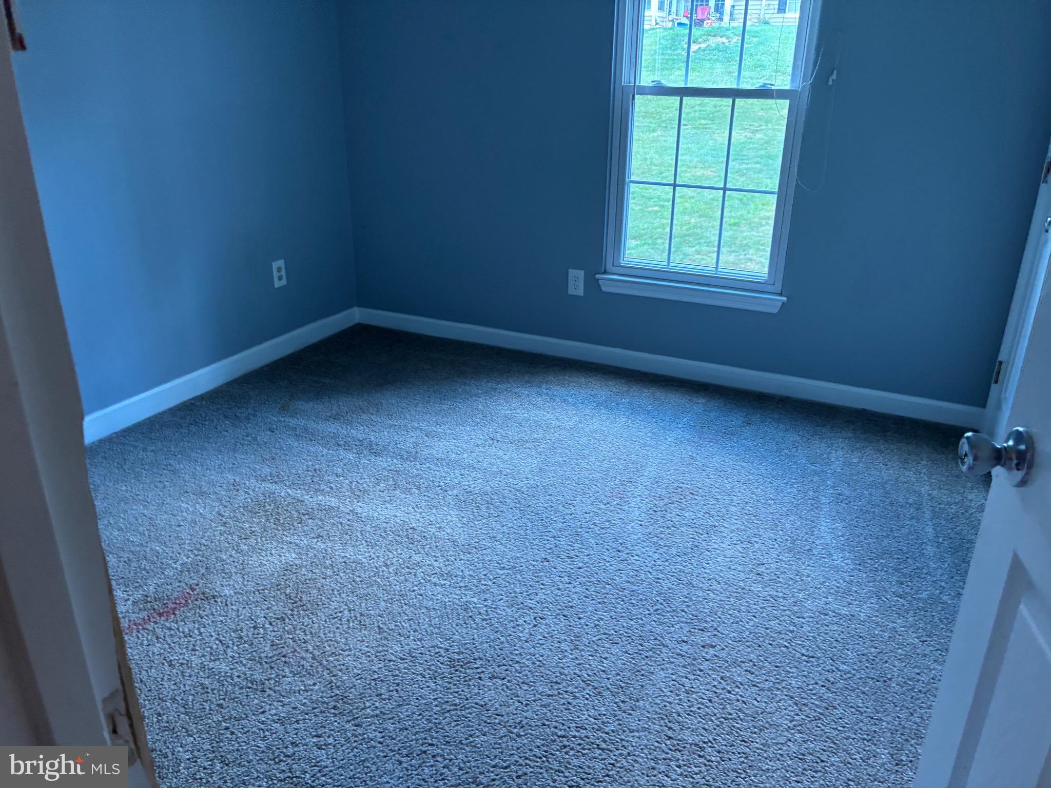 WOODBRIDGE CENTER - Residential