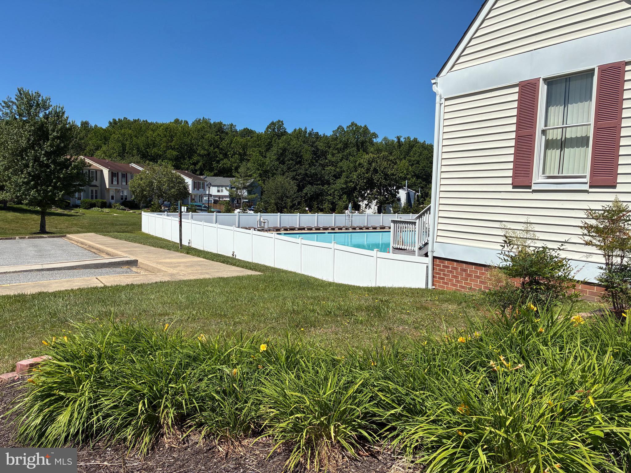 WOODBRIDGE CENTER - Residential