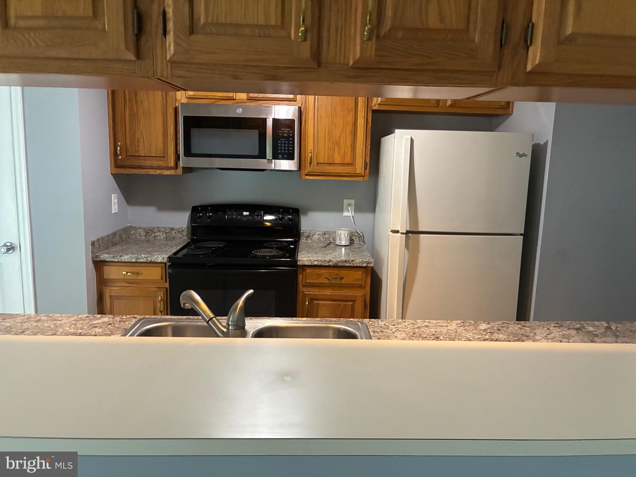 WOODBRIDGE CENTER - Residential
