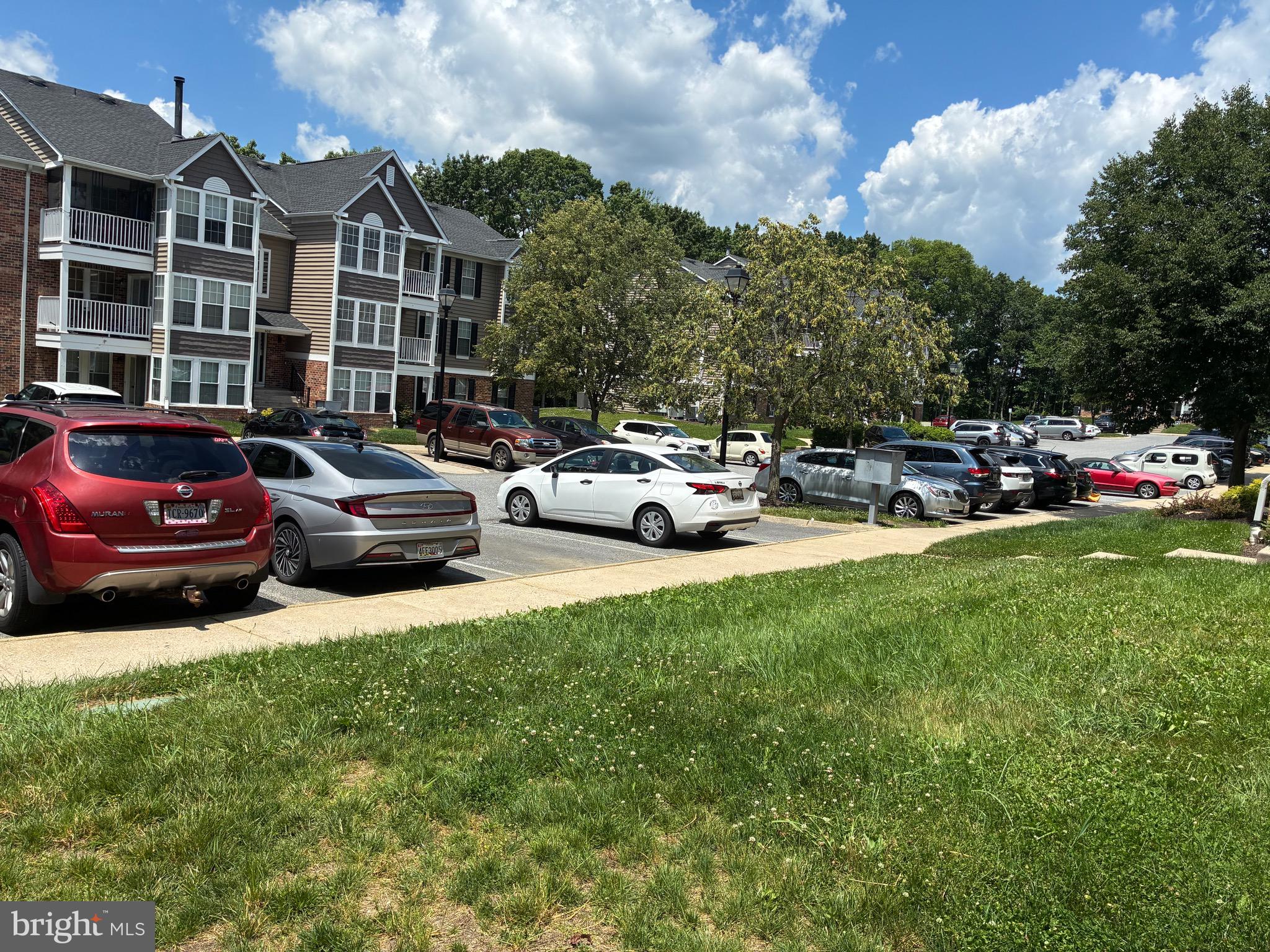 WOODBRIDGE CENTER - Residential
