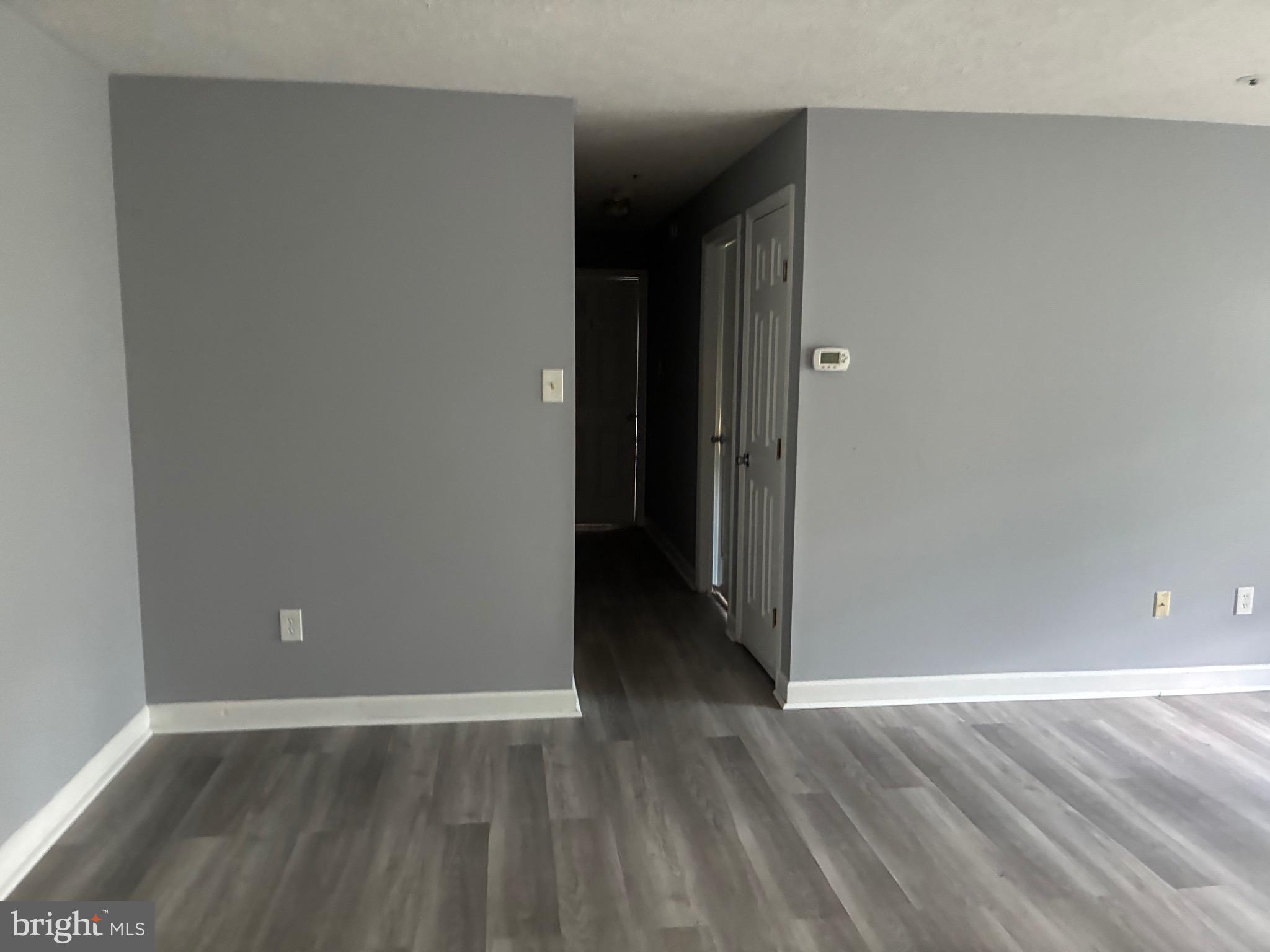 WOODBRIDGE CENTER - Residential