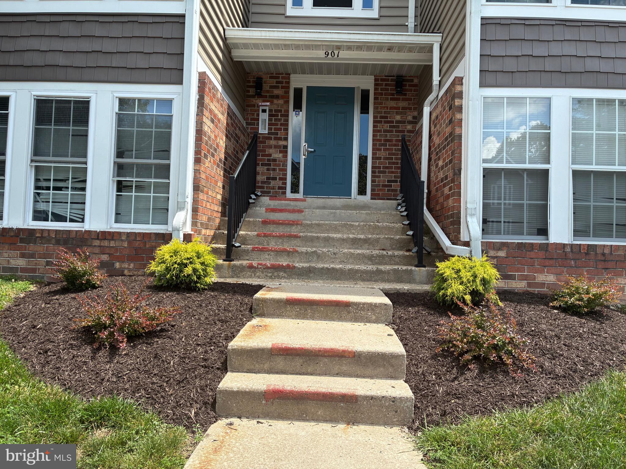 WOODBRIDGE CENTER - Residential