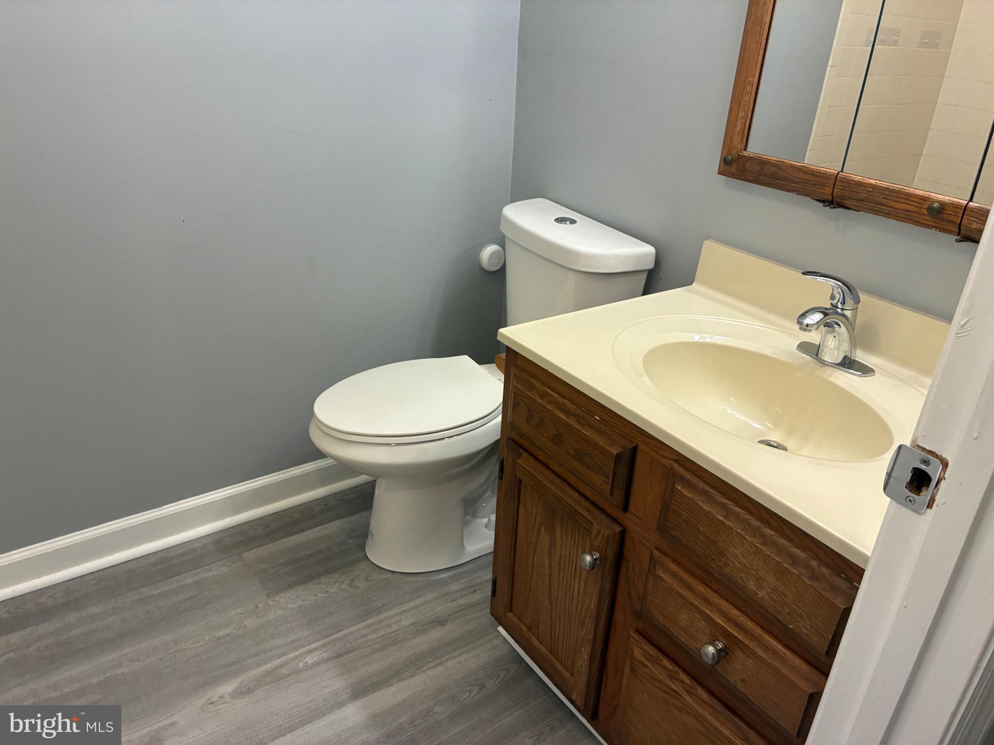 WOODBRIDGE CENTER - Residential