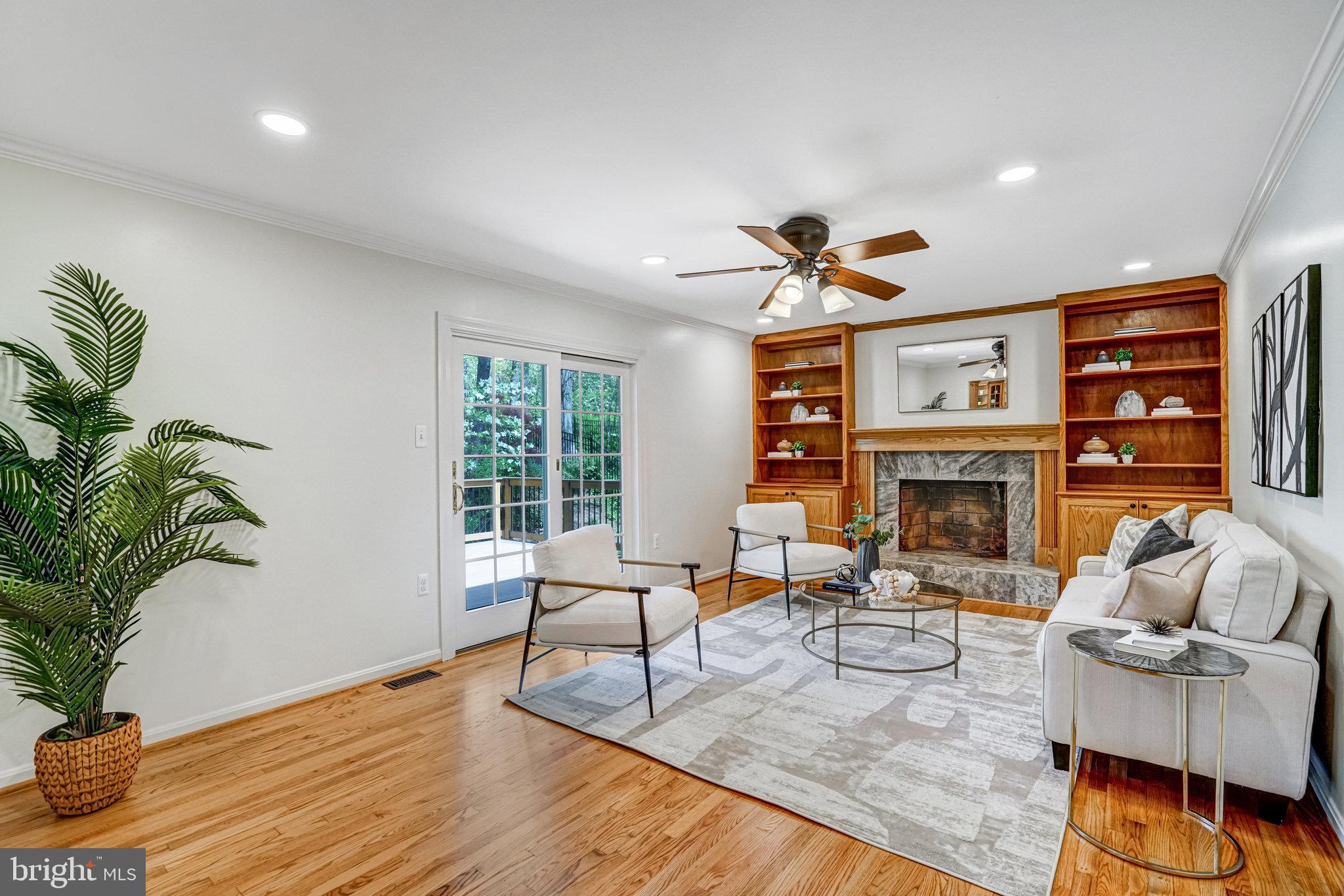KENWOOD OAKS - Residential