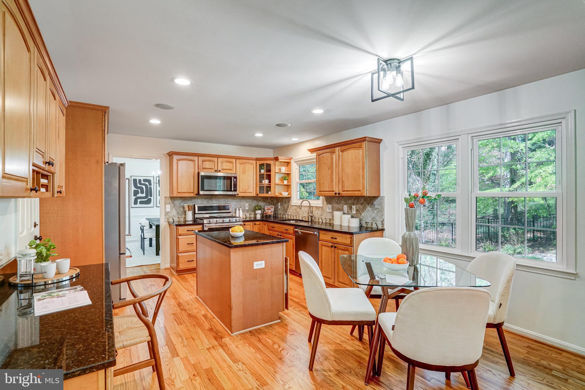 KENWOOD OAKS - Residential