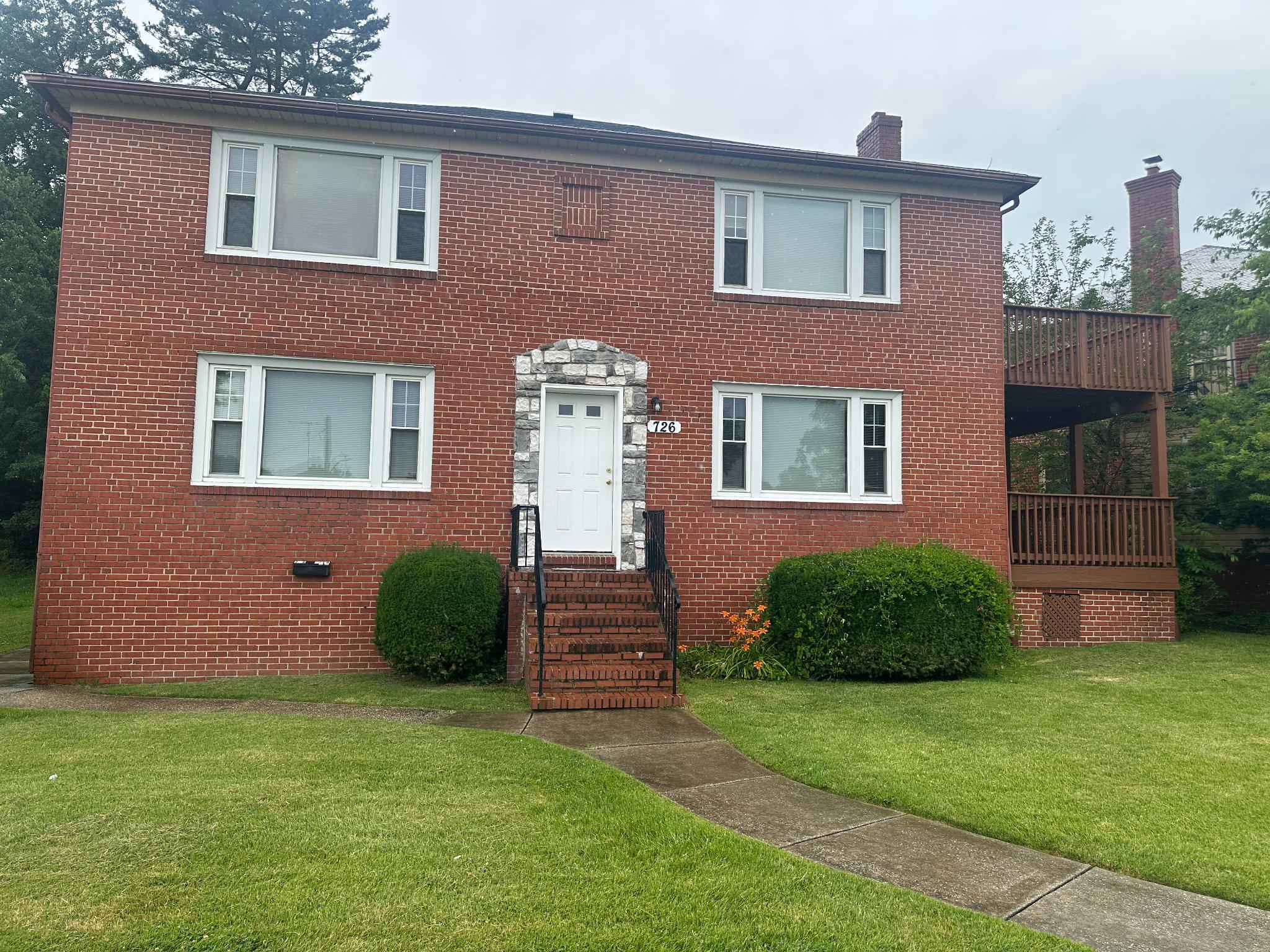 WEST HILLS - Residential Income