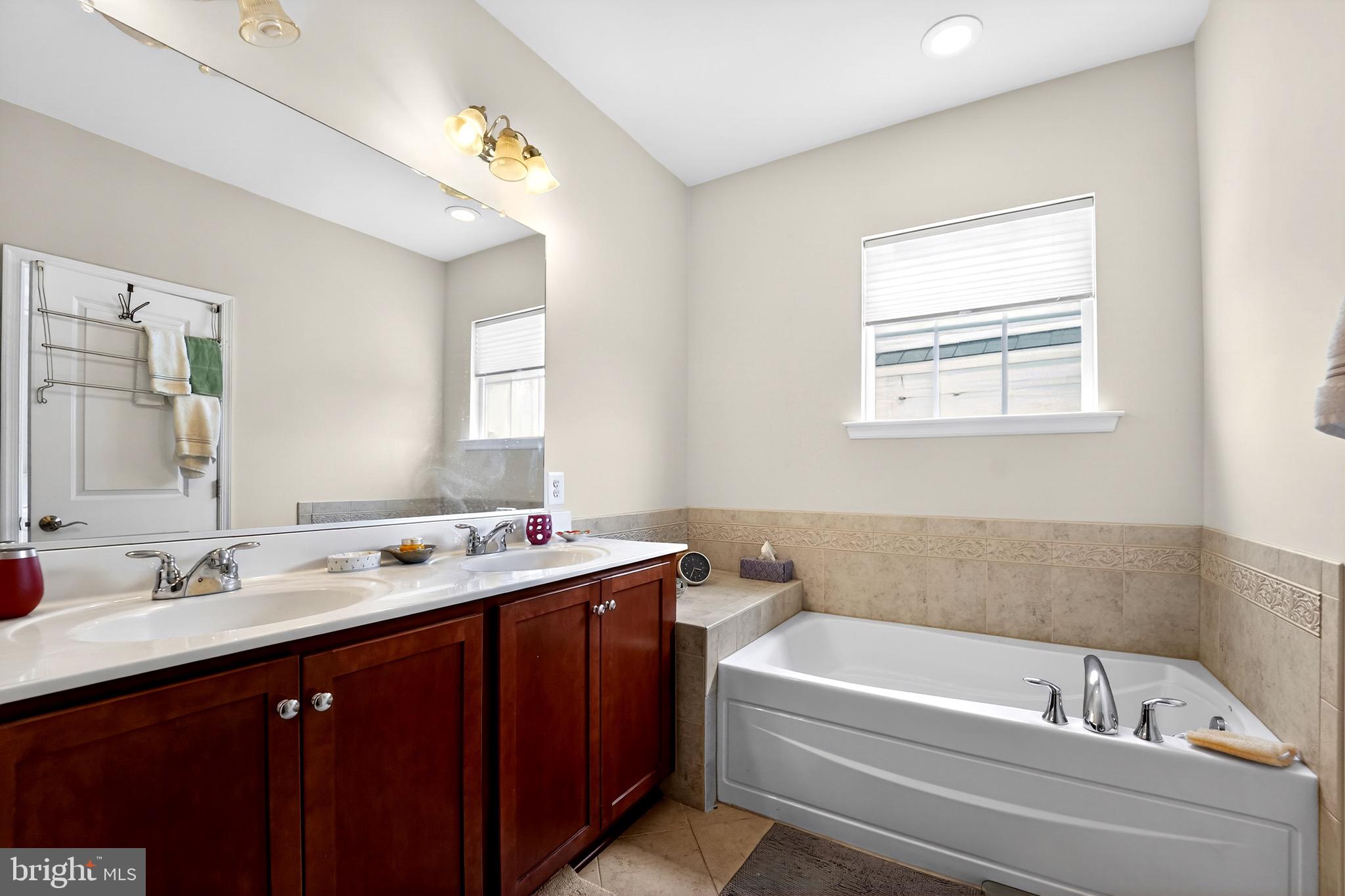 TOWSON GREEN - Residential
