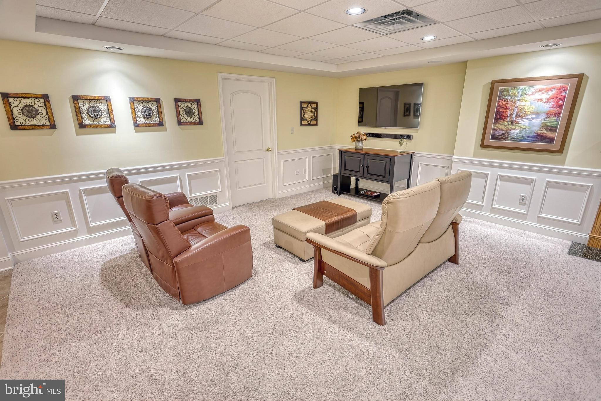 OLDE FORGE ESTATES - Residential