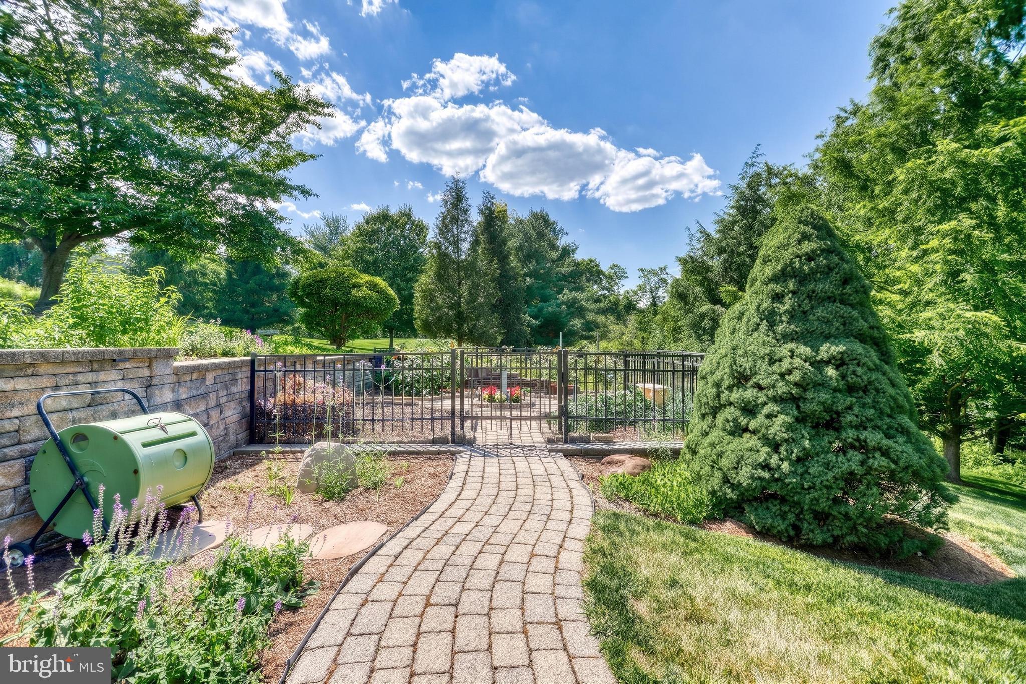 OLDE FORGE ESTATES - Residential
