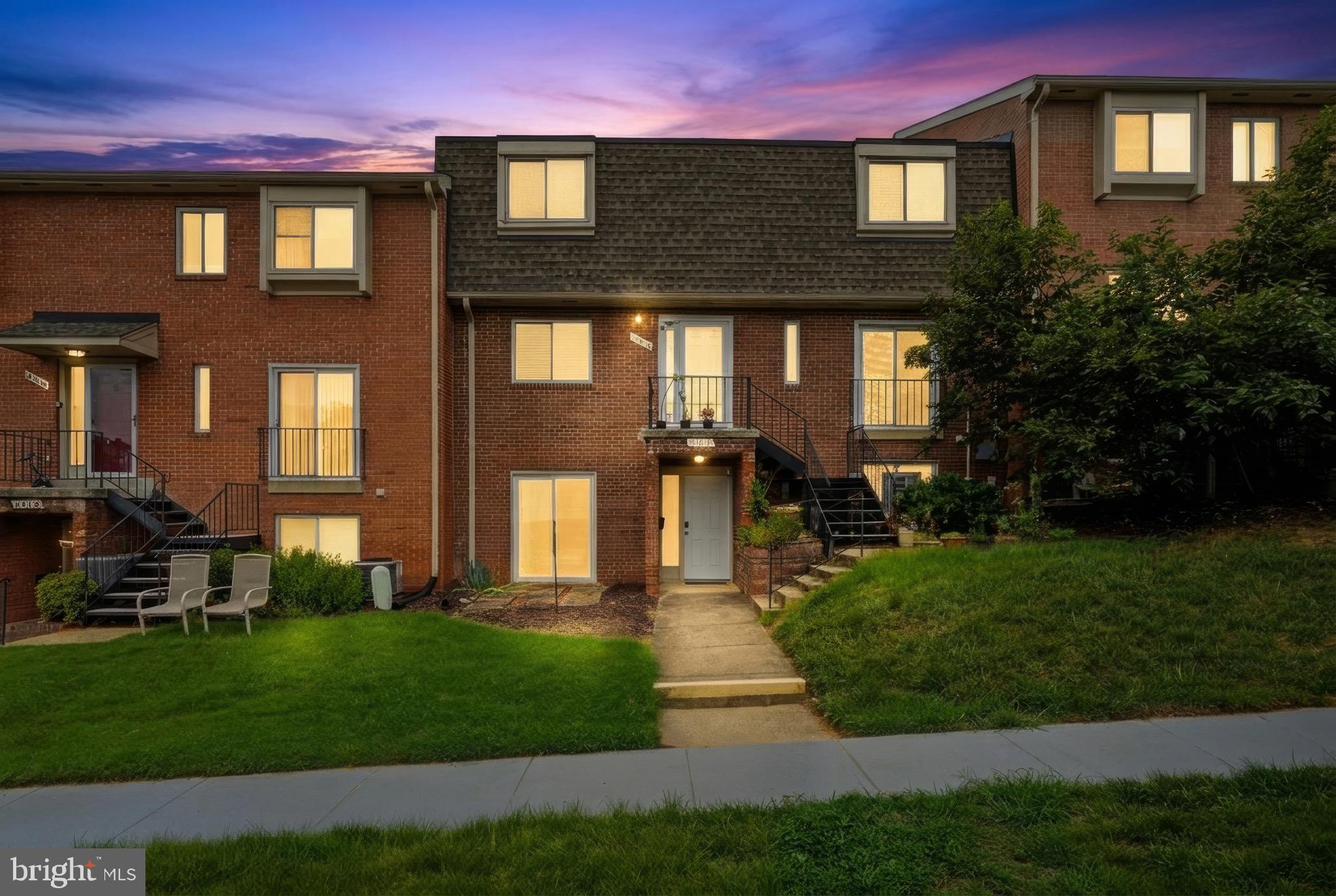 TERRACE TOWNE HOMES OF WOODLAWN - Residential