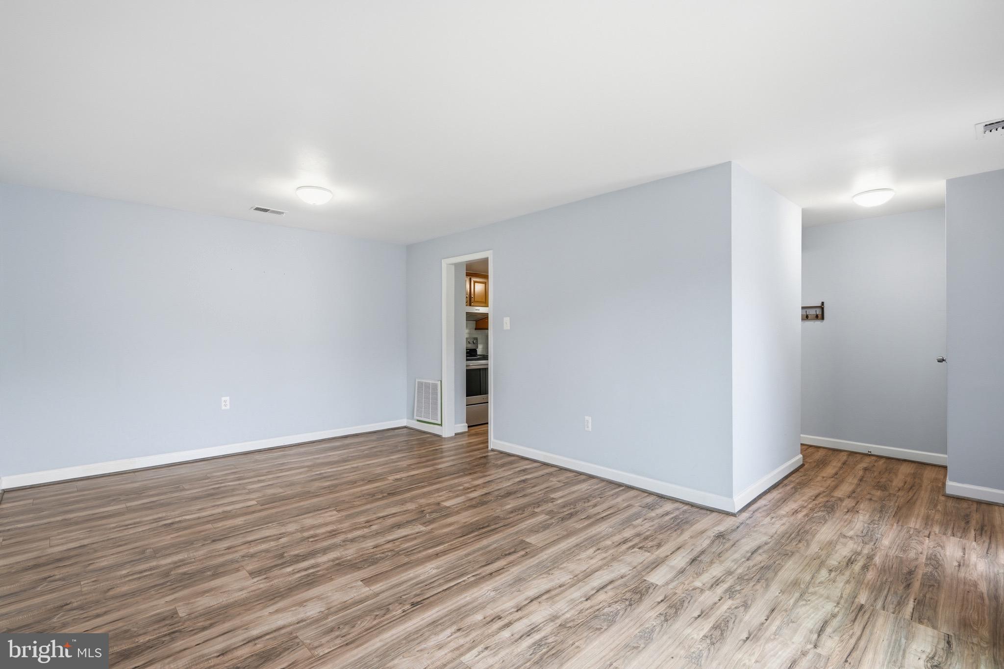 TERRACE TOWNE HOMES OF WOODLAWN - Residential