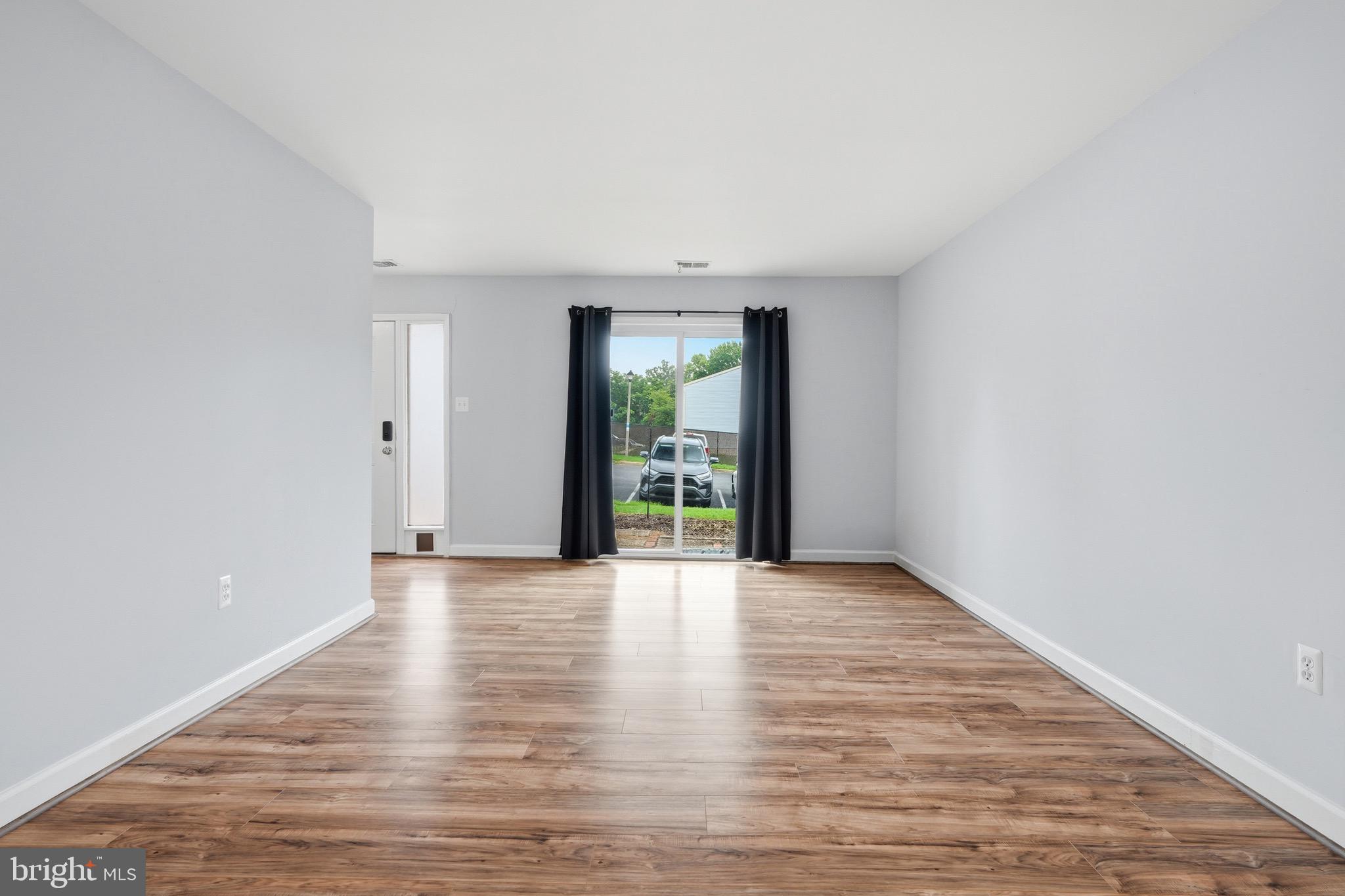 TERRACE TOWNE HOMES OF WOODLAWN - Residential