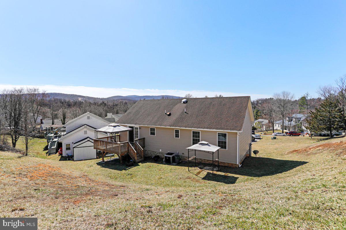 WESTVIEW RIDGE - Residential