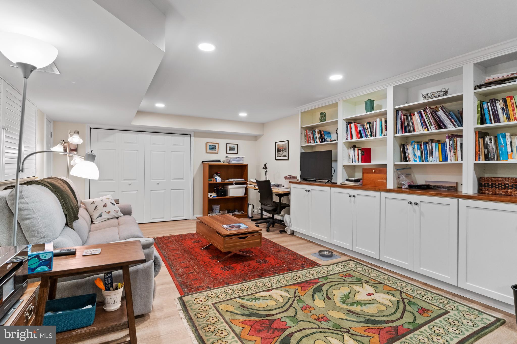 GREYSTONE ACRES - Residential