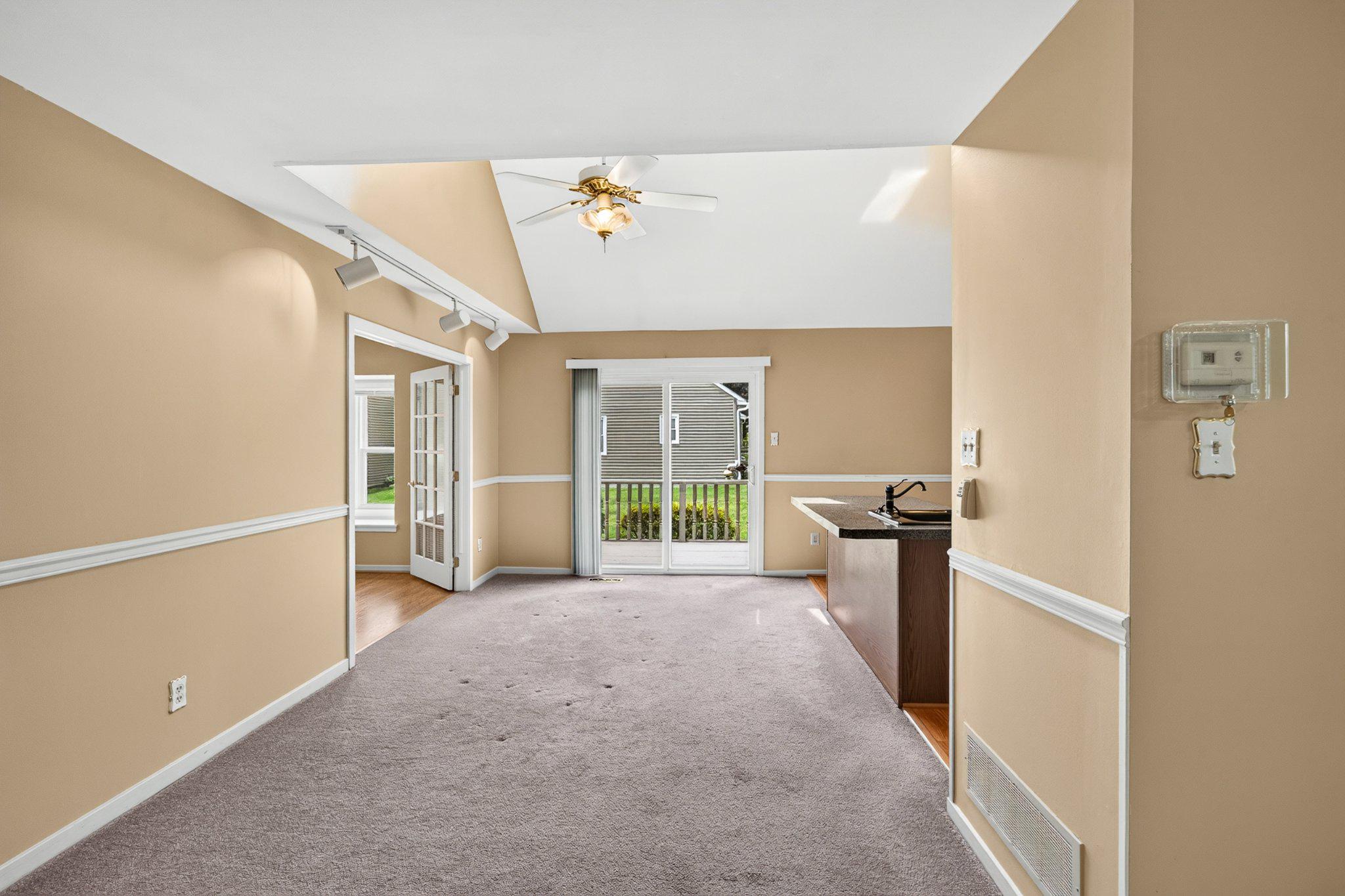 LIONGATE - Residential