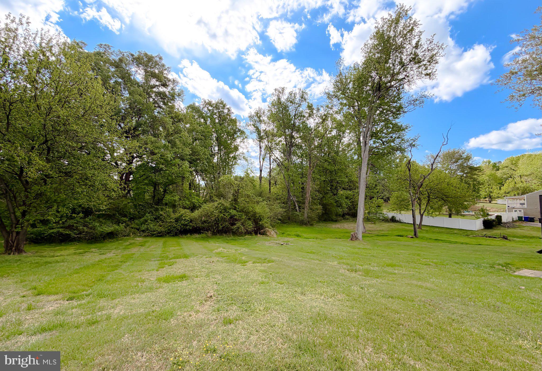 SINGING HILLS - Residential