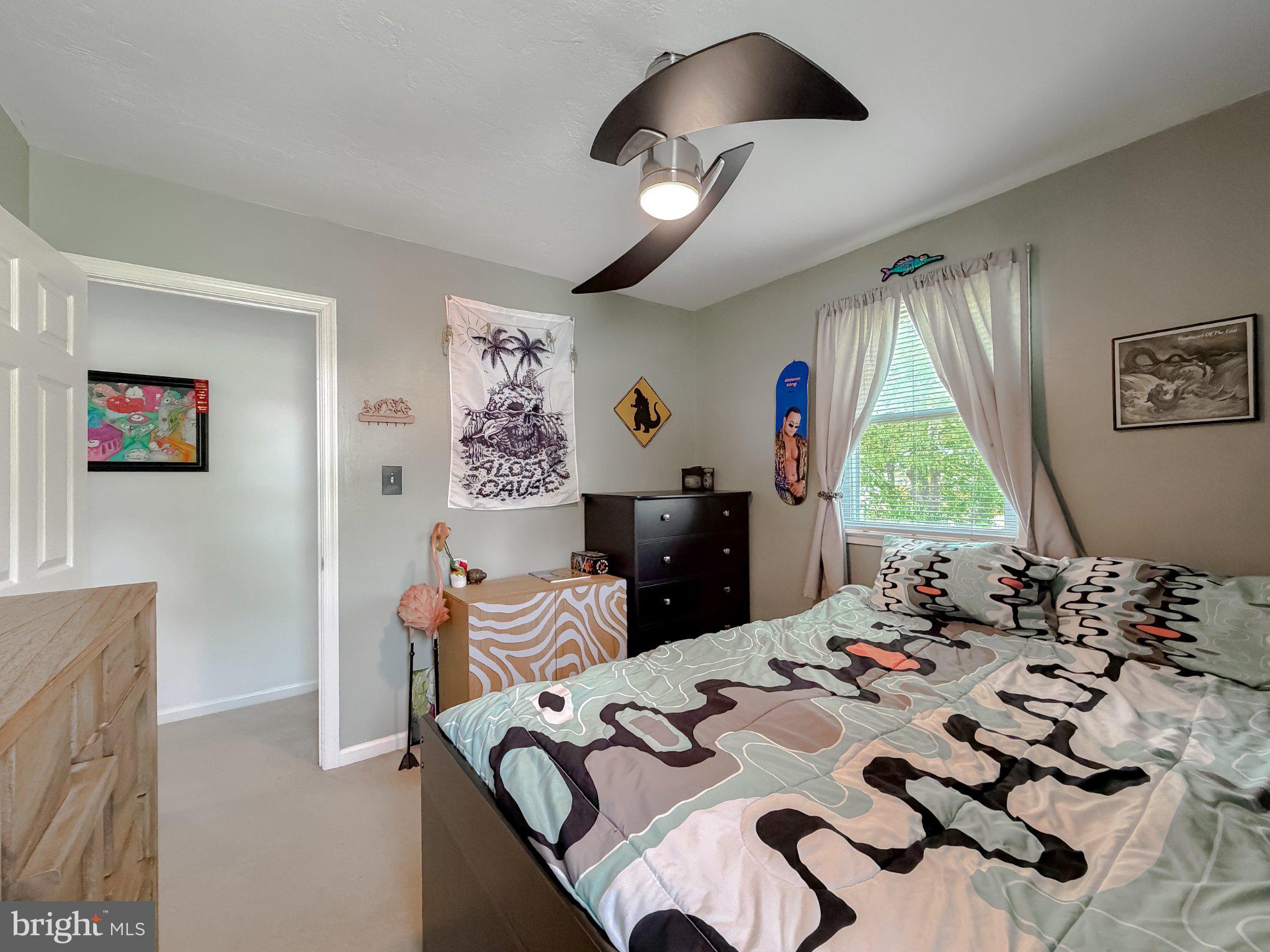 SINGING HILLS - Residential