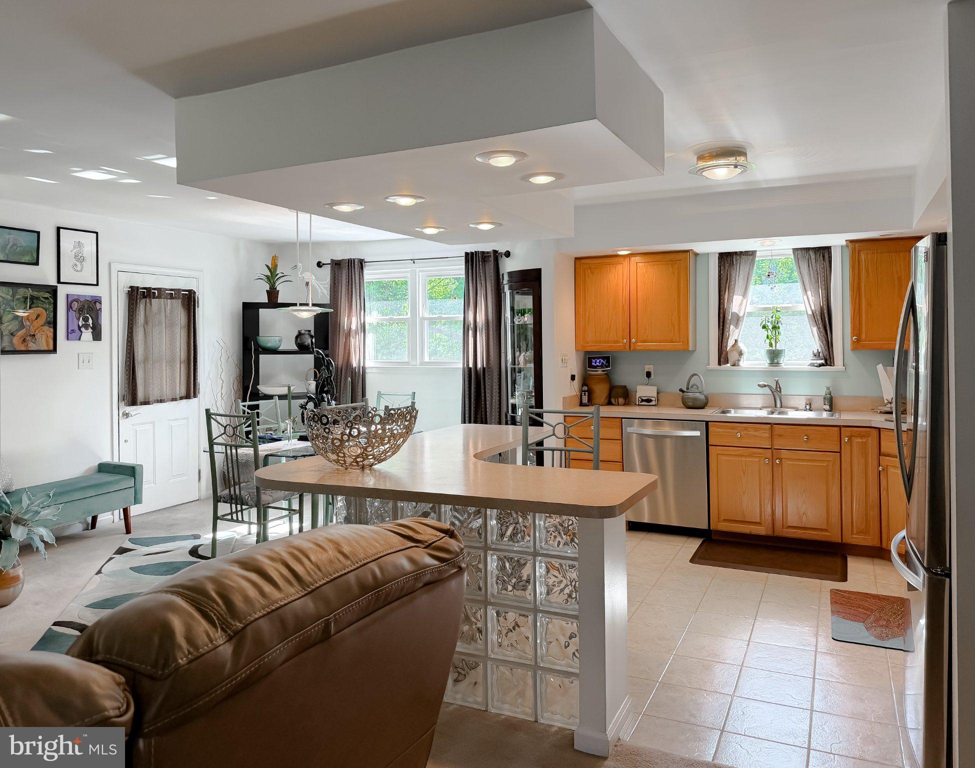 SINGING HILLS - Residential
