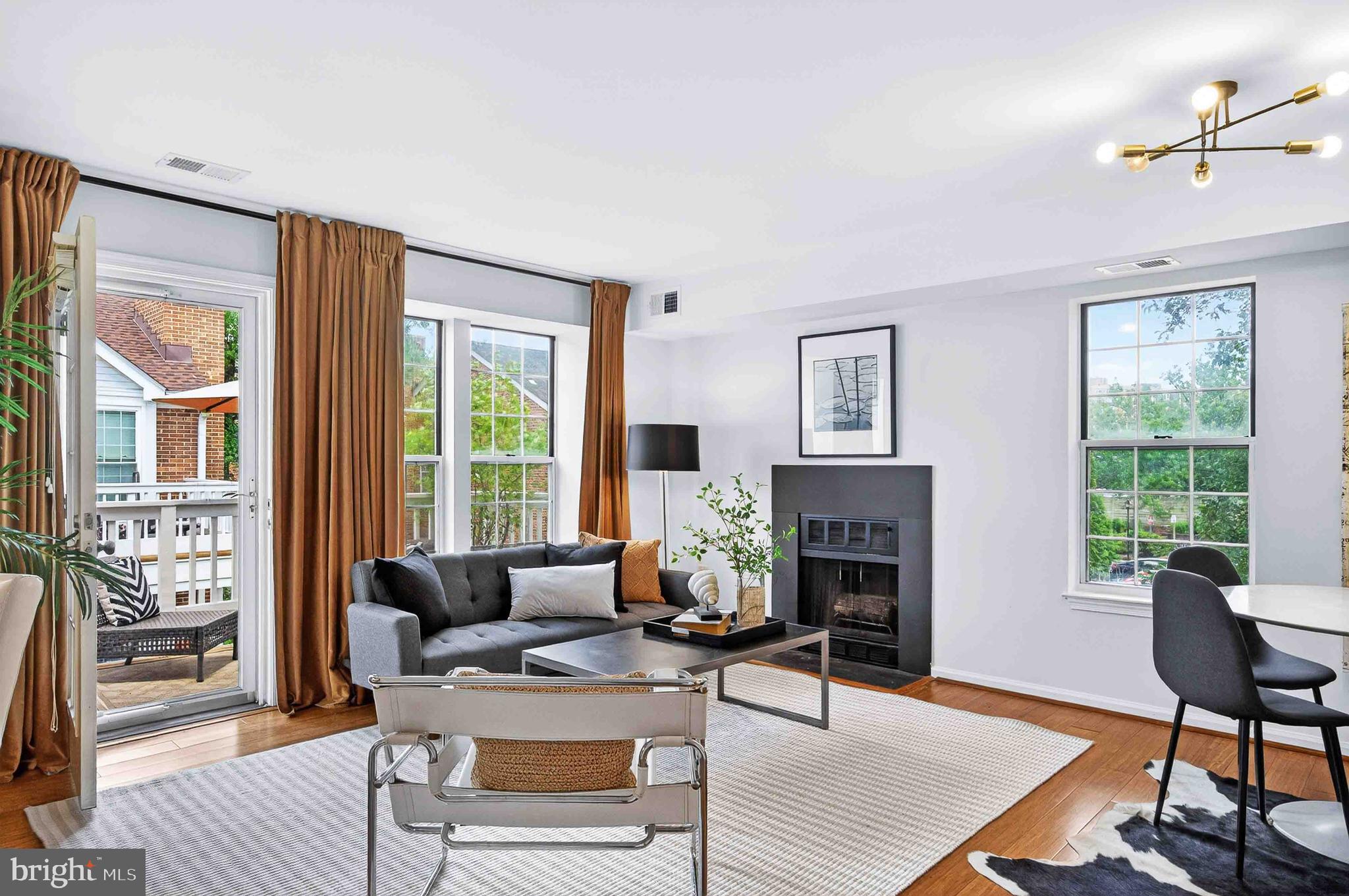 WINDGATE III - Residential