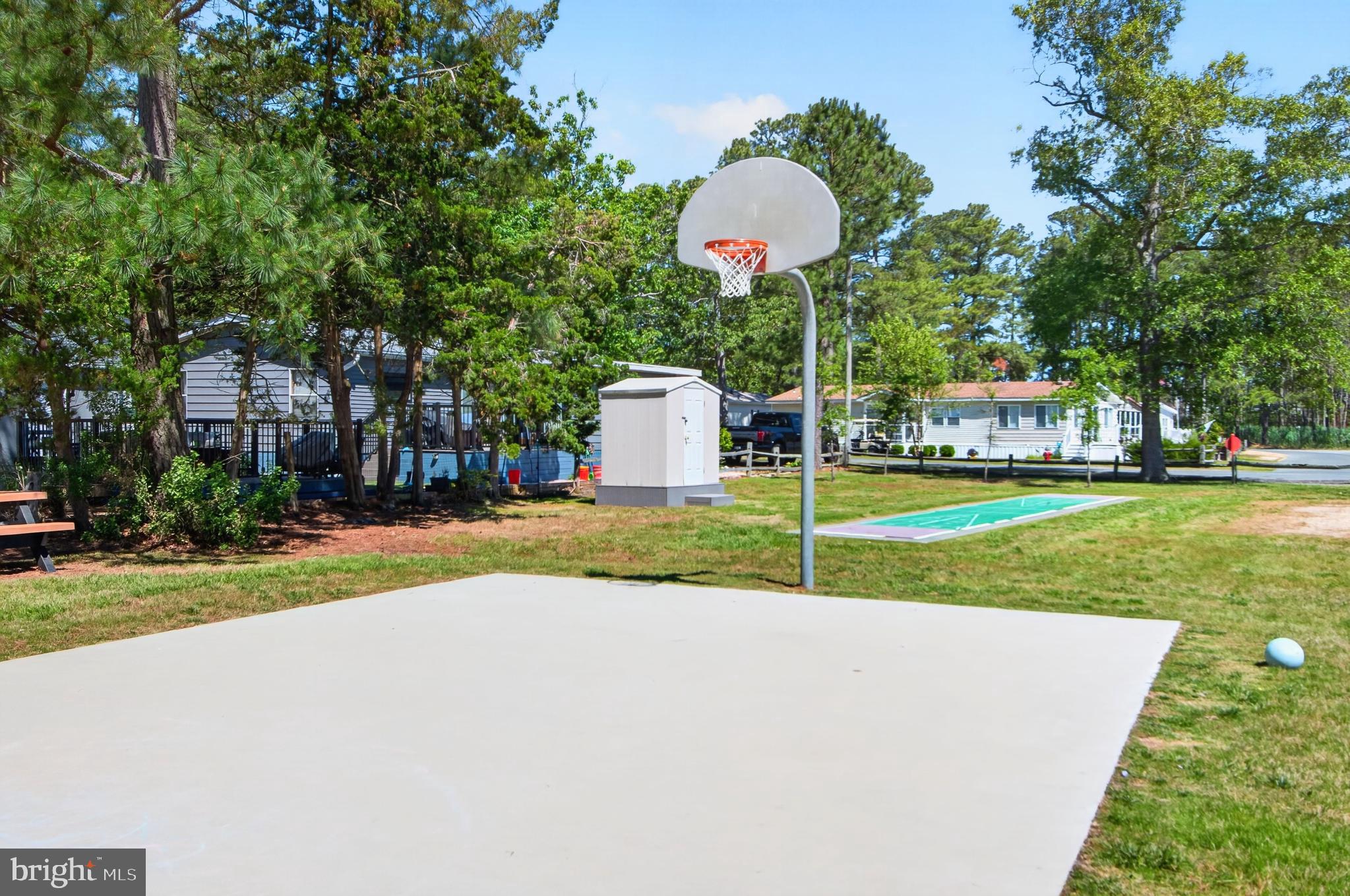 WEST BAY PARK - Residential