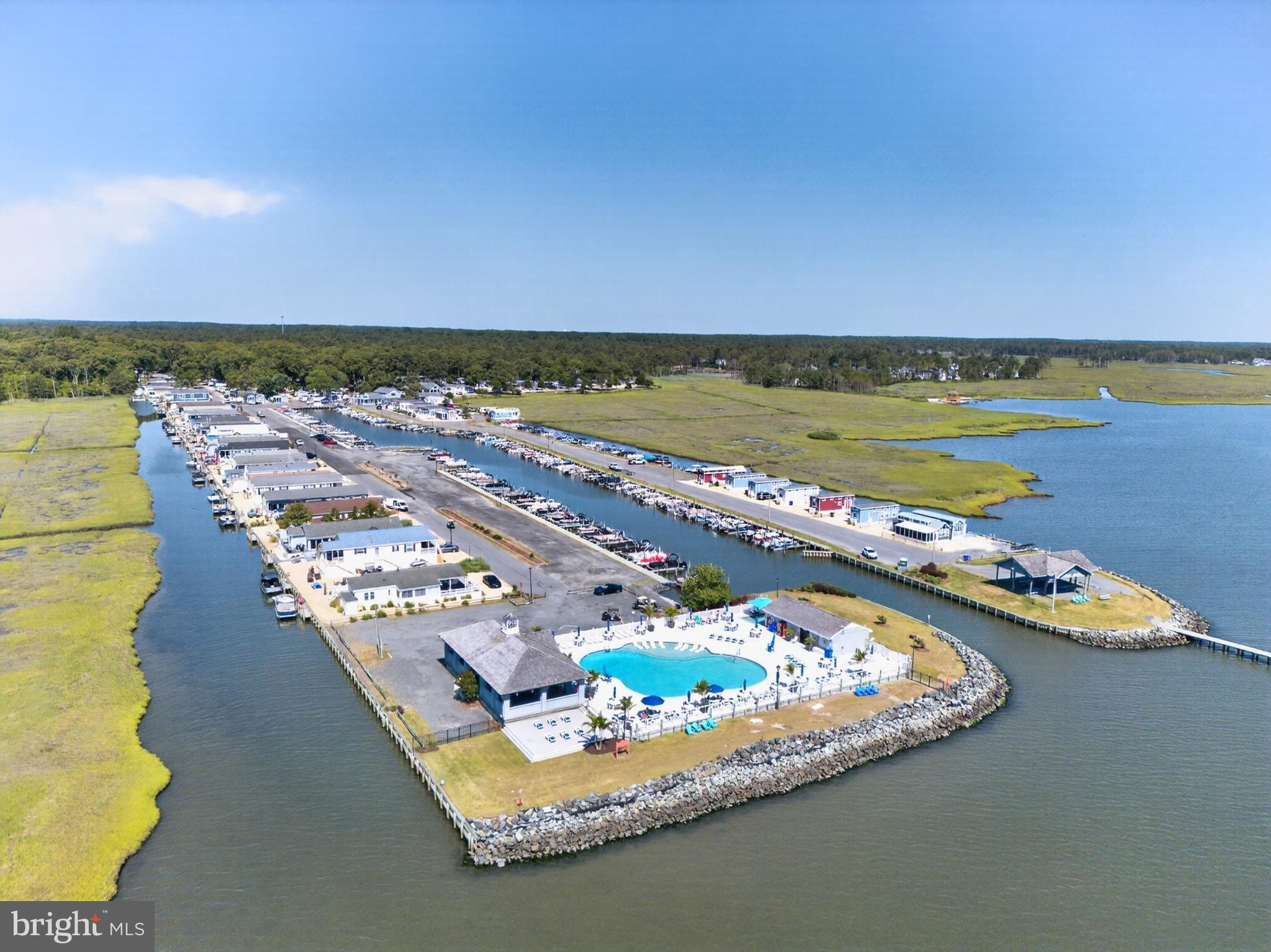 WEST BAY PARK - Residential