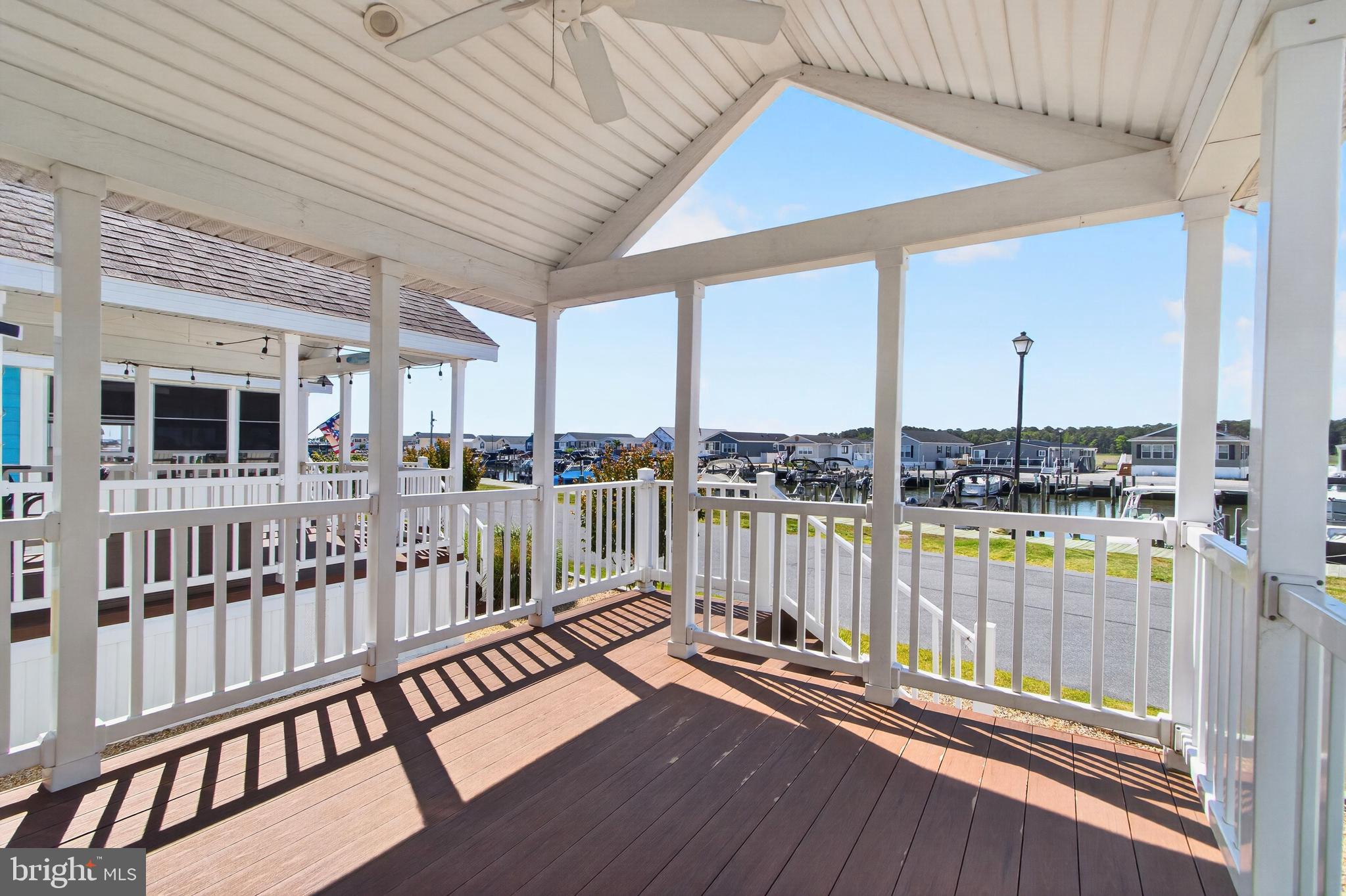 WEST BAY PARK - Residential
