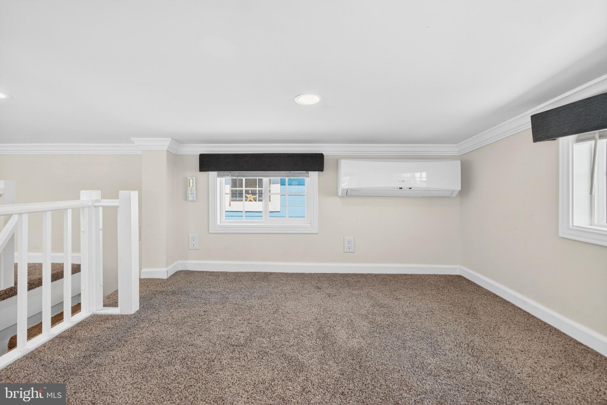 WEST BAY PARK - Residential