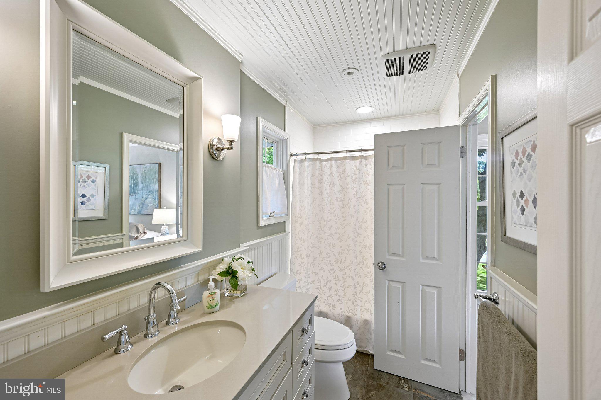 FOX VALLEY - Residential