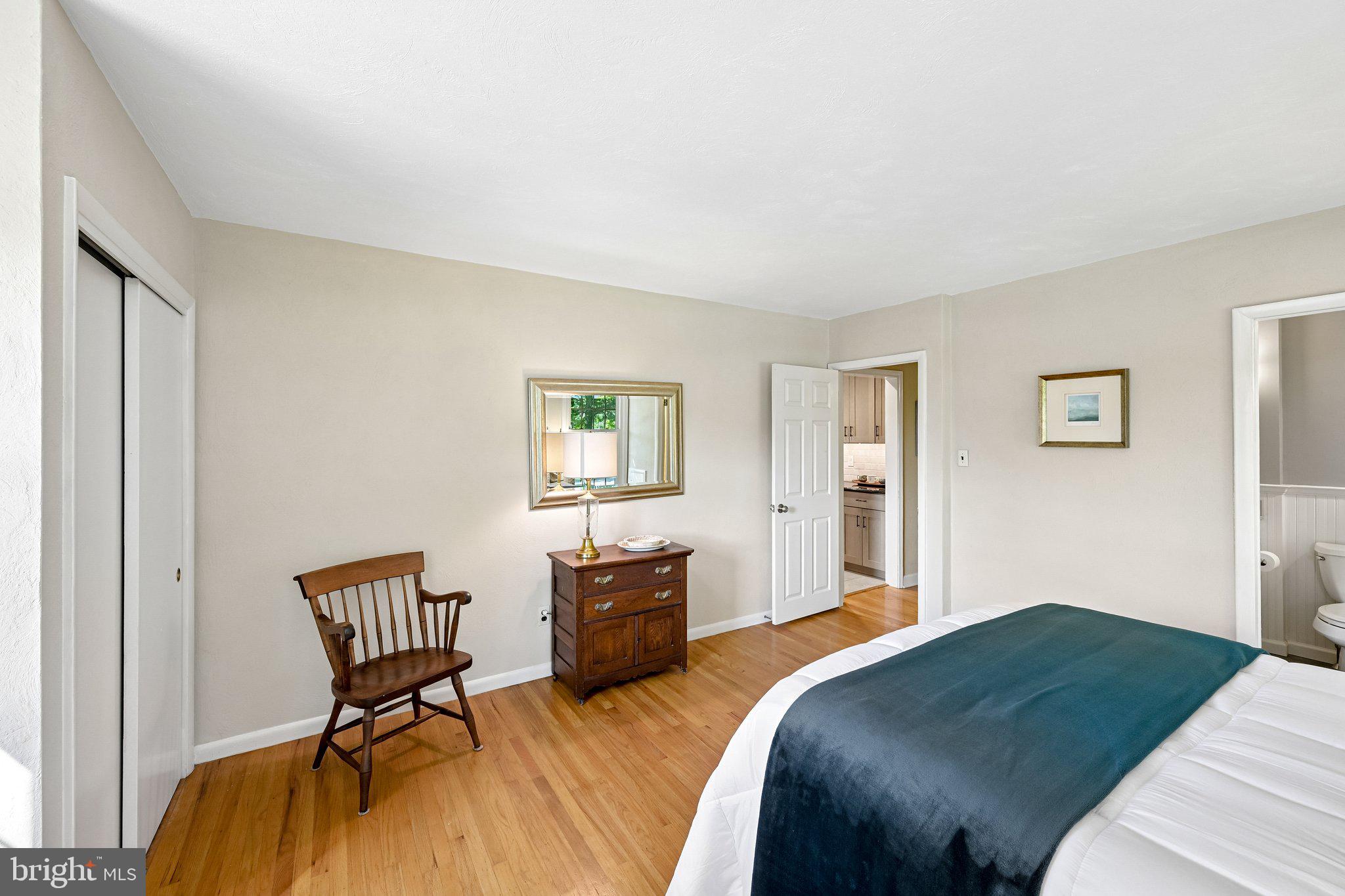 FOX VALLEY - Residential