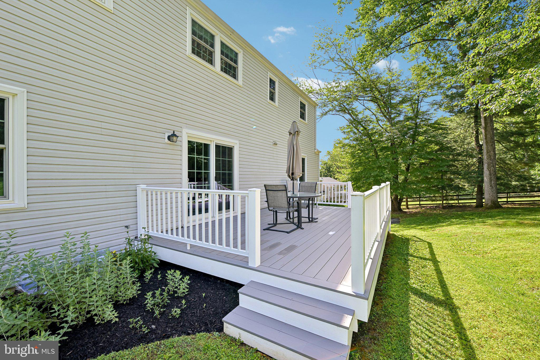 FOX VALLEY - Residential
