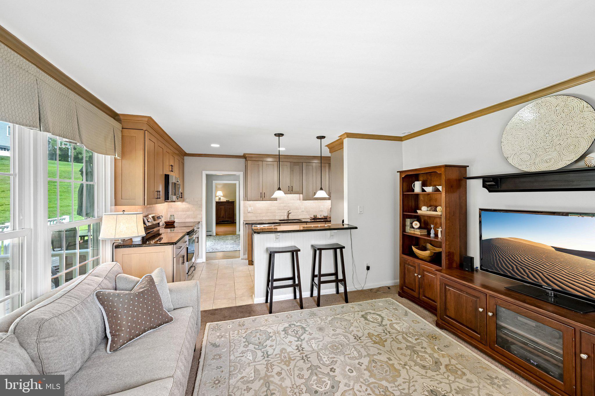 FOX VALLEY - Residential