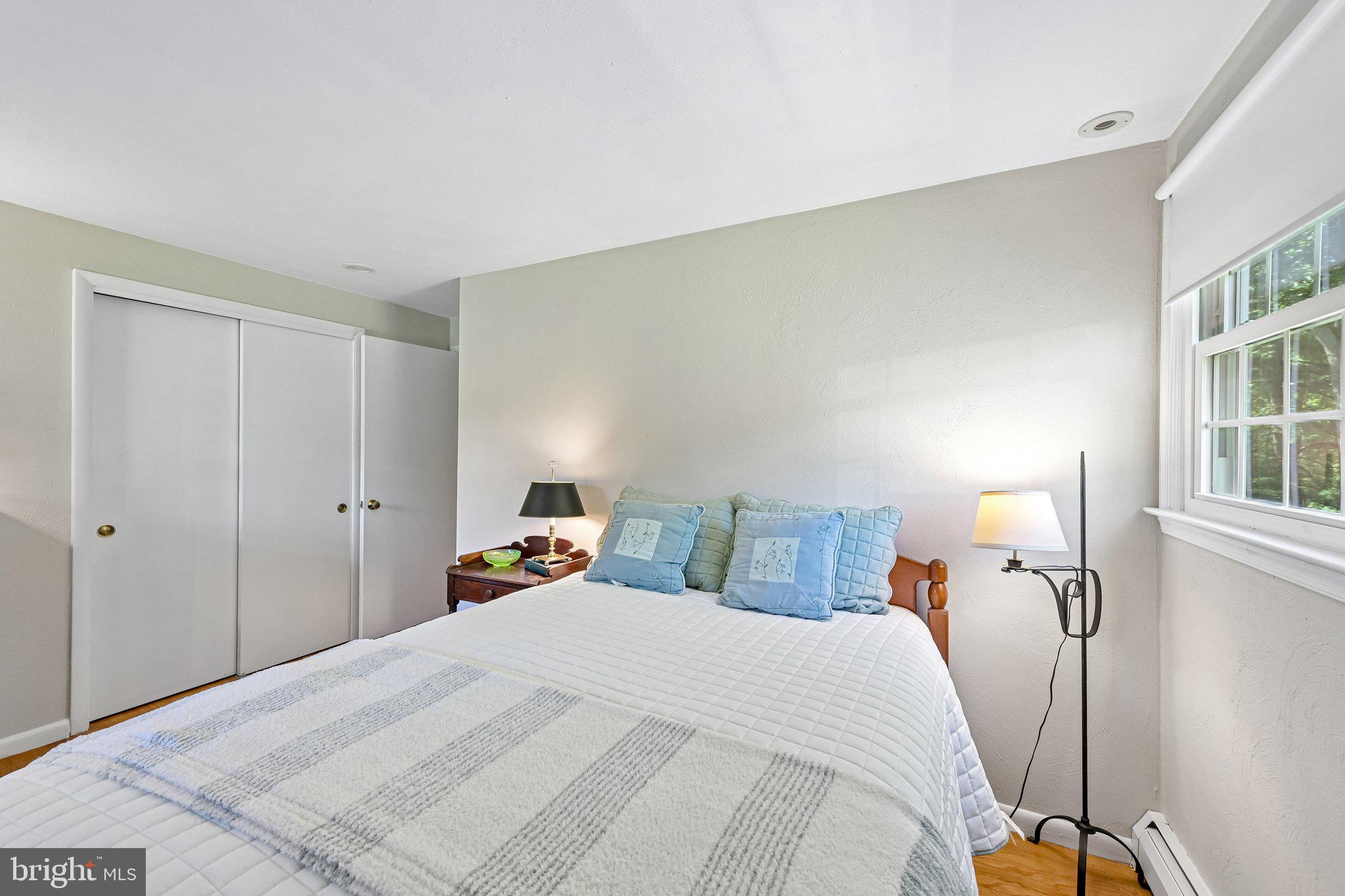 FOX VALLEY - Residential