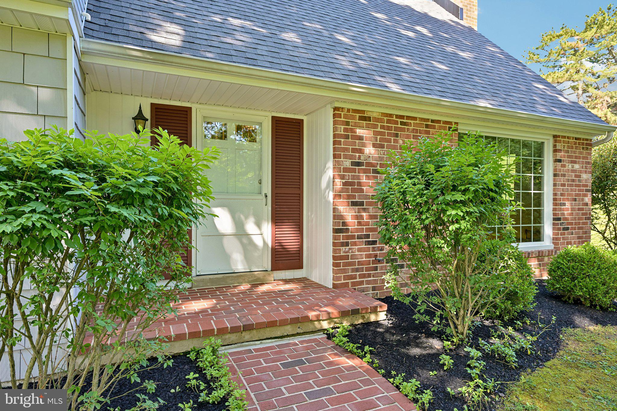FOX VALLEY - Residential
