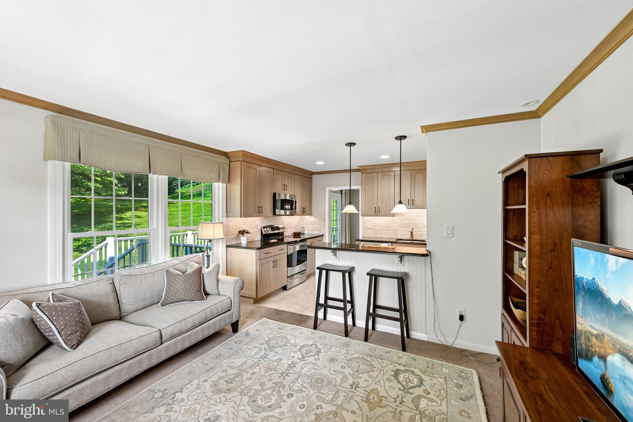 FOX VALLEY - Residential