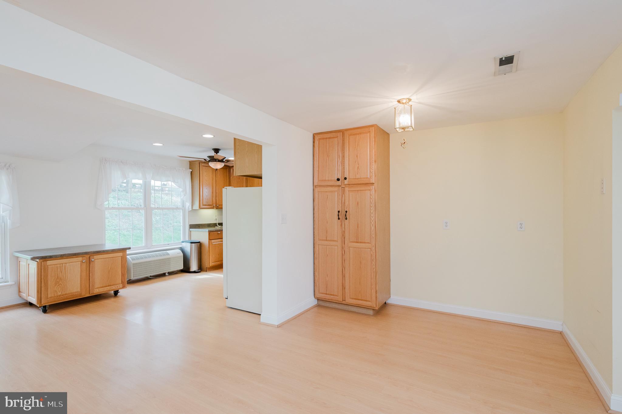 WEST RIDING - Residential