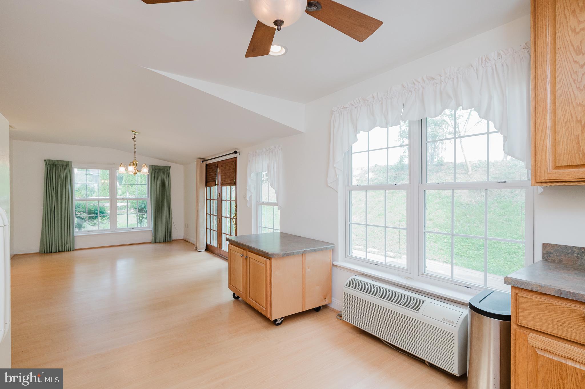 WEST RIDING - Residential