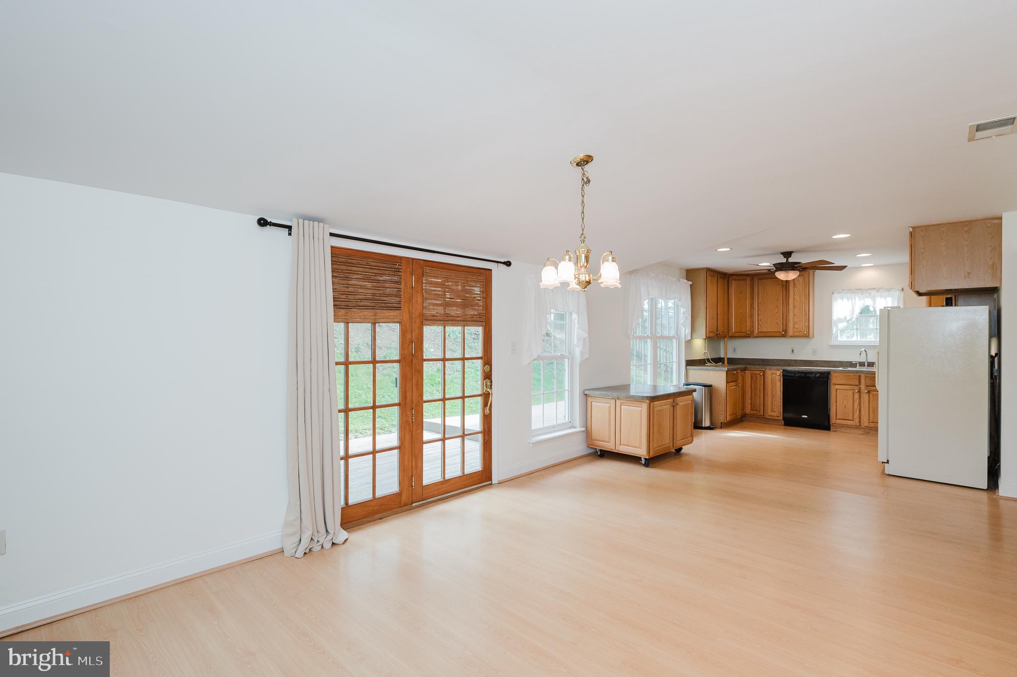 WEST RIDING - Residential