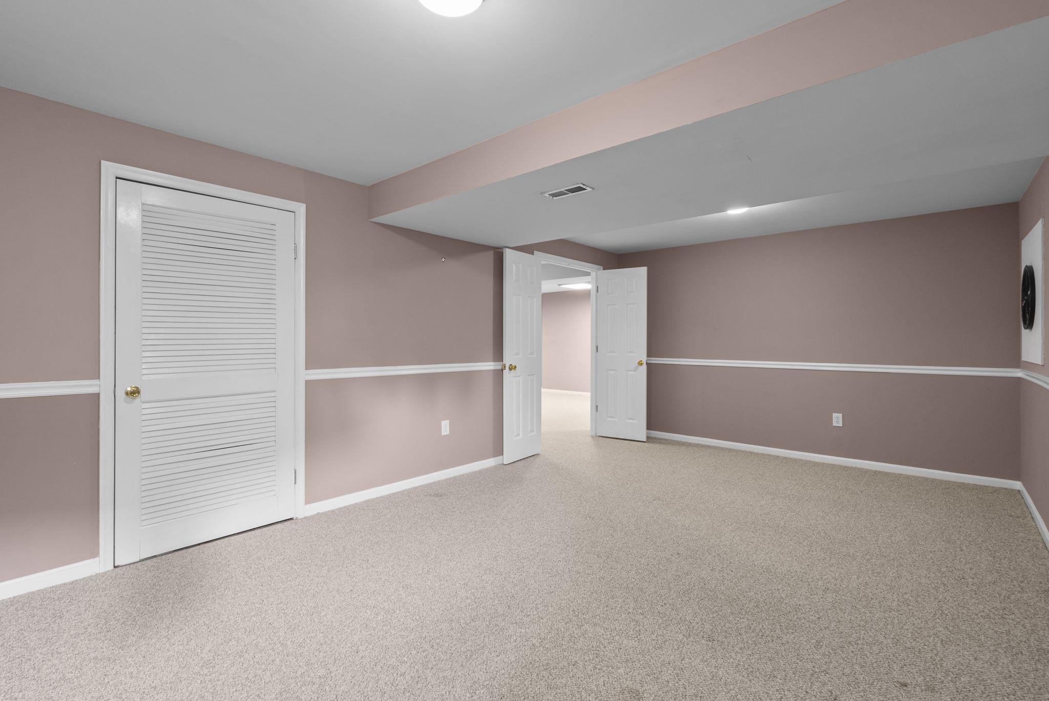 BROOKE MANOR ESTATES - Residential