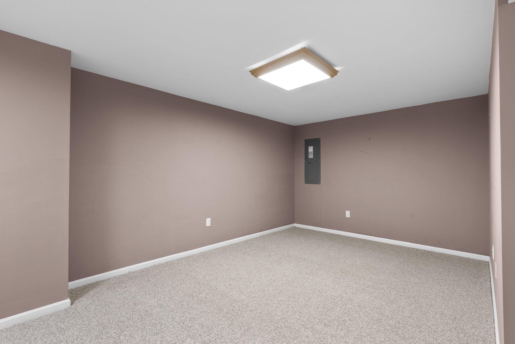 BROOKE MANOR ESTATES - Residential