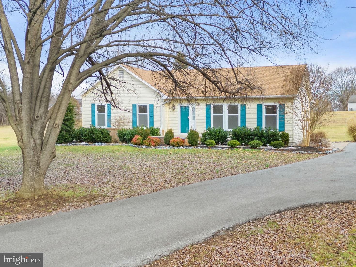 PEMBROKE GROVE - Residential