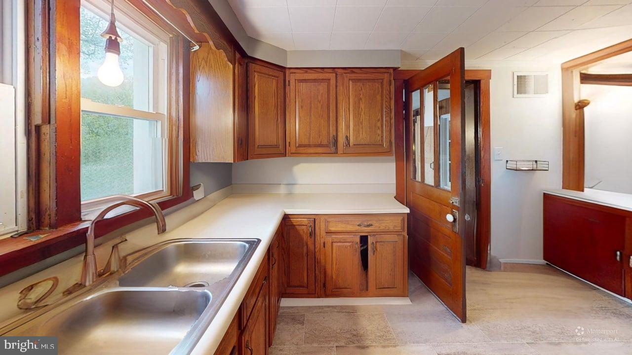 BLOOMINGTON - Residential