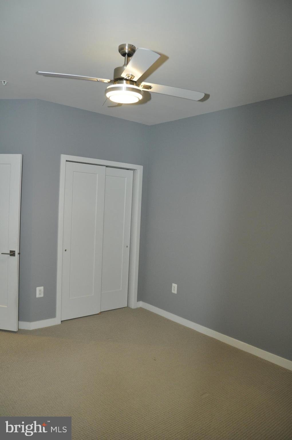LOUDOUN VALLEY CARLISLE - Residential Lease