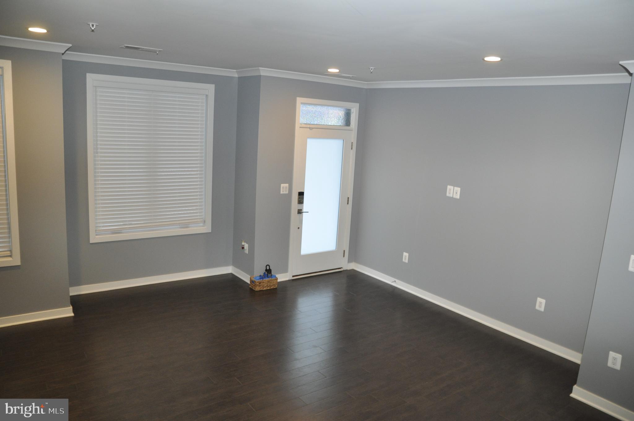 LOUDOUN VALLEY CARLISLE - Residential Lease