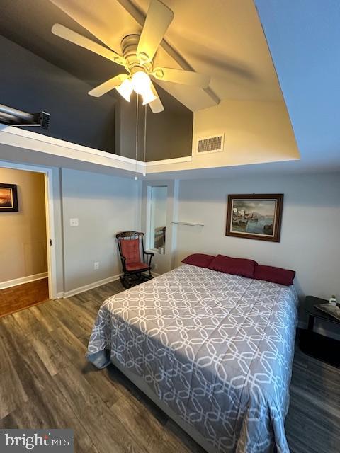 SUNNYBROOK FARMS - Residential